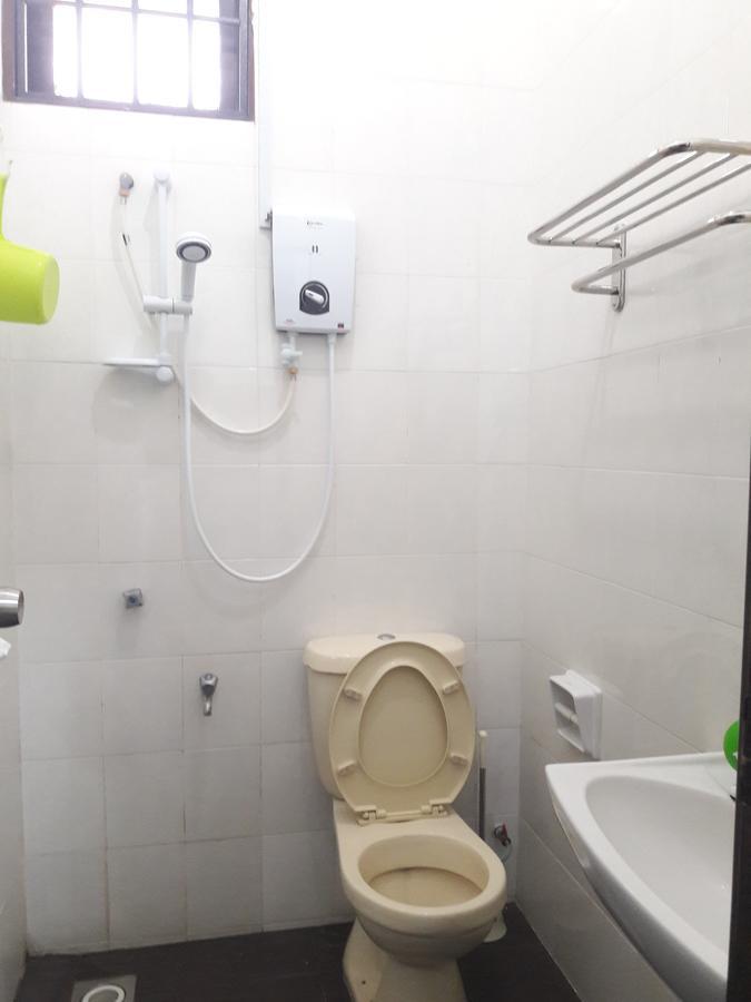 Jb Homestay Bukit Indah Wifi Ciq Mall Legoland Free Parking Johor Bahru Bagian luar foto
