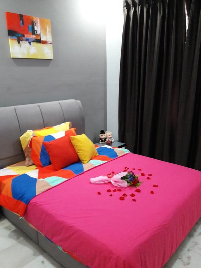 Jb Homestay Bukit Indah Wifi Ciq Mall Legoland Free Parking Johor Bahru Bagian luar foto