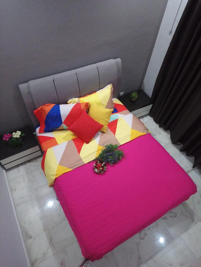 Jb Homestay Bukit Indah Wifi Ciq Mall Legoland Free Parking Johor Bahru Bagian luar foto