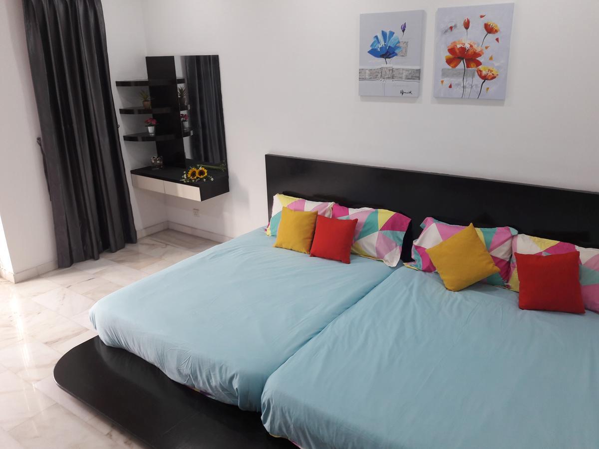 Jb Homestay Bukit Indah Wifi Ciq Mall Legoland Free Parking Johor Bahru Bagian luar foto