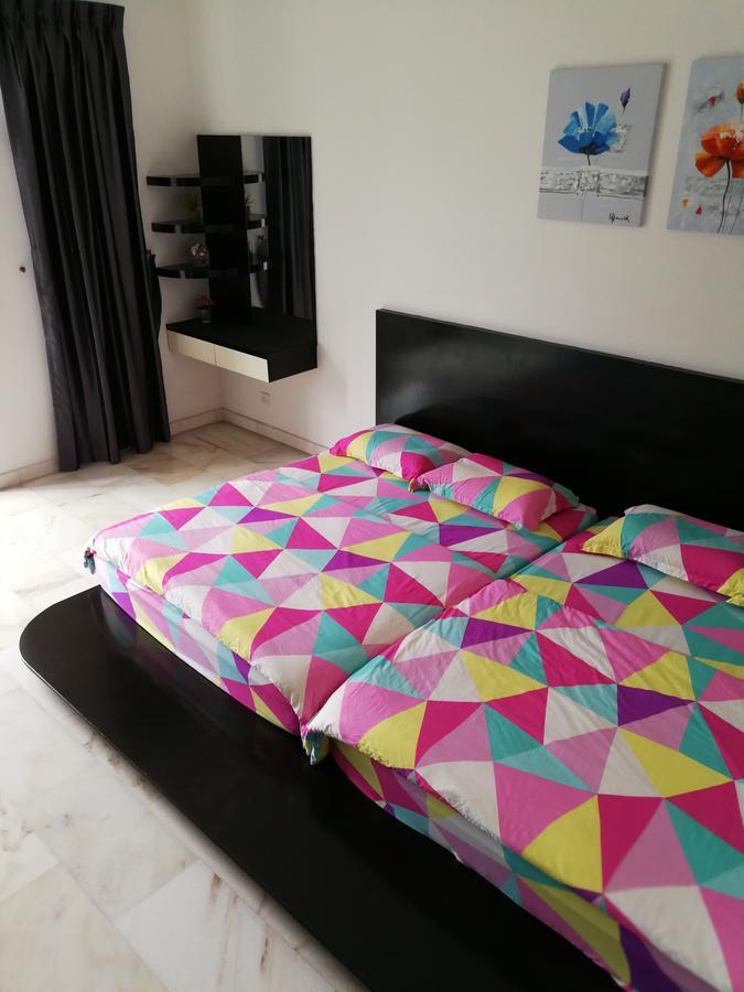 Jb Homestay Bukit Indah Wifi Ciq Mall Legoland Free Parking Johor Bahru Bagian luar foto